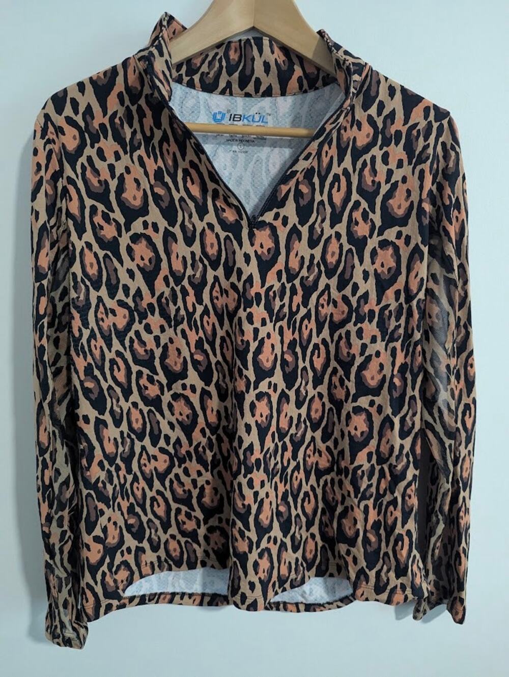 IBKUL UPF 50+ Long Sleeve Golf Tennis Top 1/4 zip Size L Animal Print